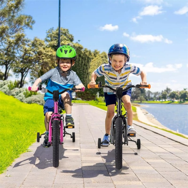 16-Inch Kids Bike, Sports Bicycle for 4-7 Years Old with Height Adjustable Seat, Fully Enclosed Chain Guard & Removable Training Wheels