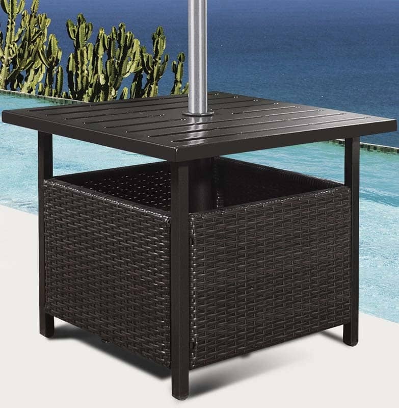 Wicker Umbrella Table All-weather Rattan Outdoor Side Table with Umbrella Hole