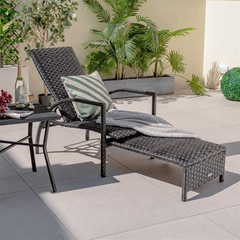 Patio Chaise Lounge, Outdoor Padded Rattan Lounge Chair with Retractable Footrest, 5-Level Adjustable Backrest, Metal Frame Wicker Recliner for Yard