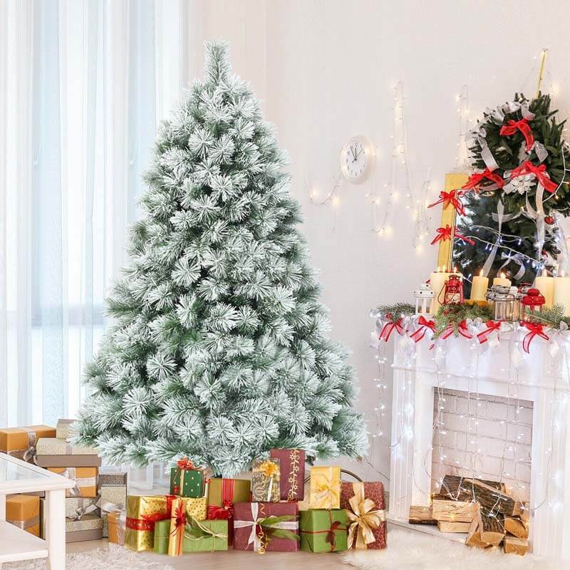 6 Feet Premium Hinged Artificial Christmas Tree