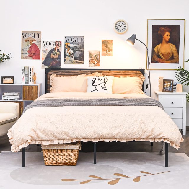 KOMFOTT Full/ Queen Size Metal Bed Frame with Wood Headboard